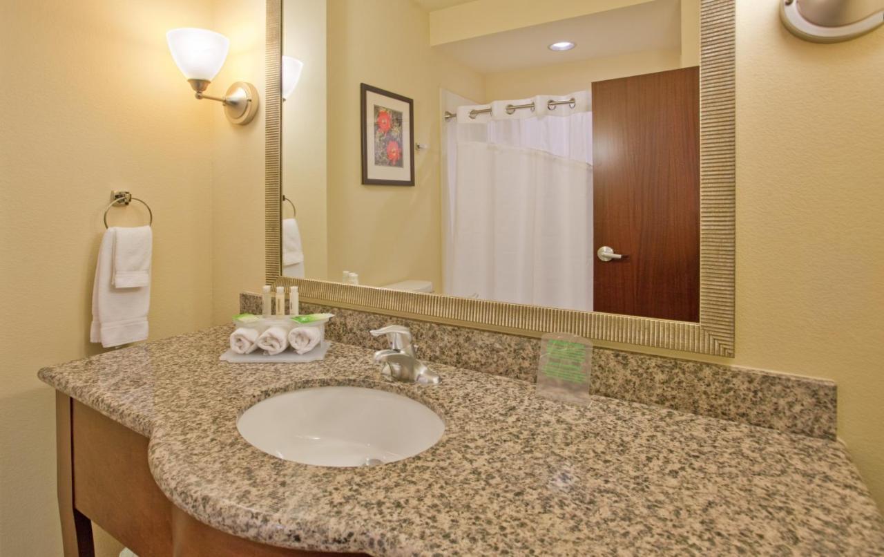 Holiday Inn Express & Suites Gallup East By Ihg Luaran gambar